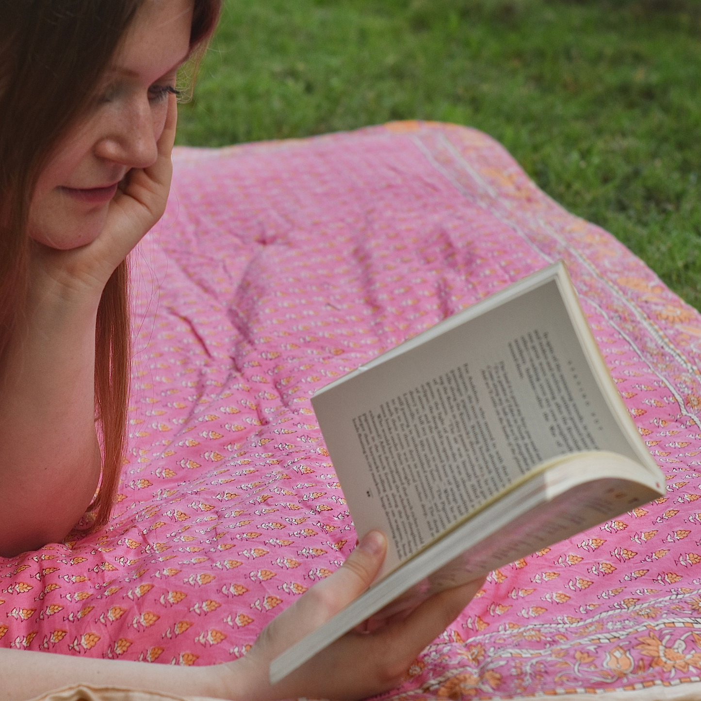 Fuchsia Bliss Block Print Cotton Blanket